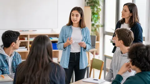 Aider les jeunes à parler en public sans les mettre en difficulté